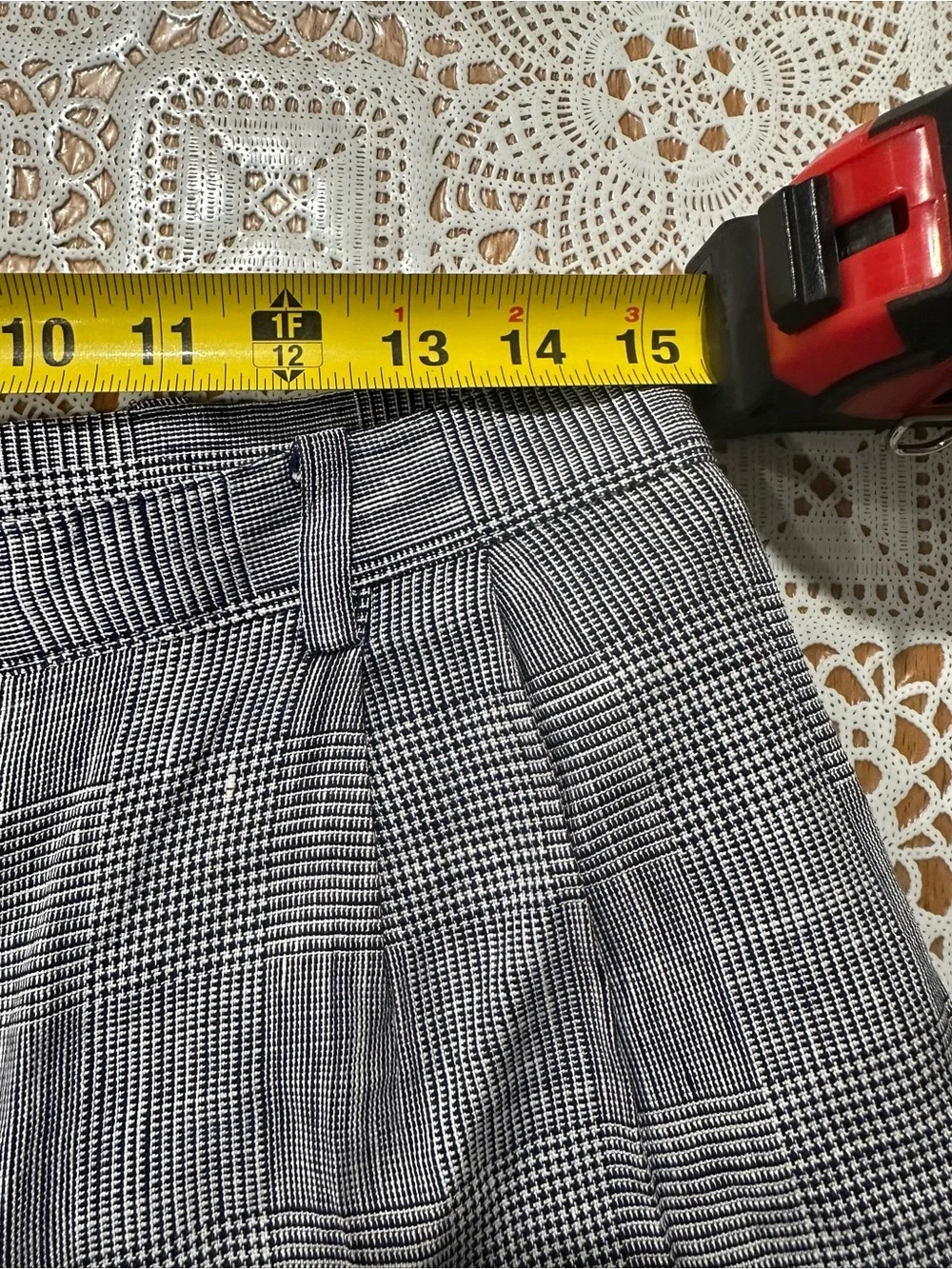 Vintage Talbots 100% Linen Glen Plaid Bermuda Shorts Women’s 10